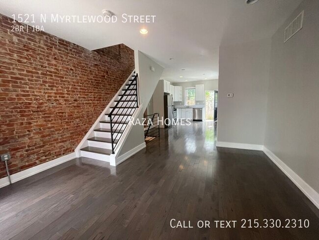 Photo - 1521 N Myrtlewood St House