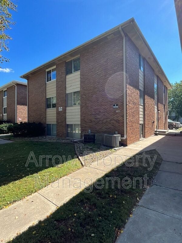 Building Photo - 1119 E Street