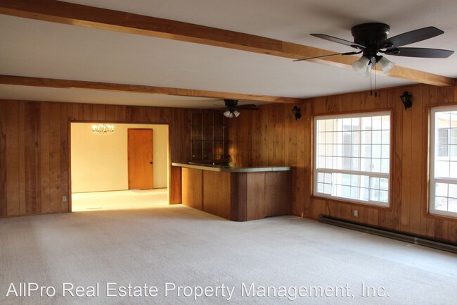Building Photo - 3 br, 2 bath House - 5268 Paxton Ct