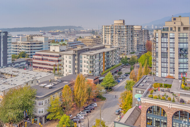 Building Photo - First Street West