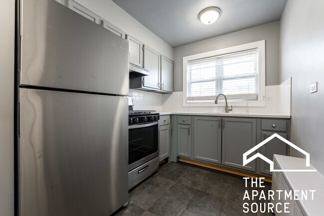 Foto del edificio - 7431 N Winchester Ave