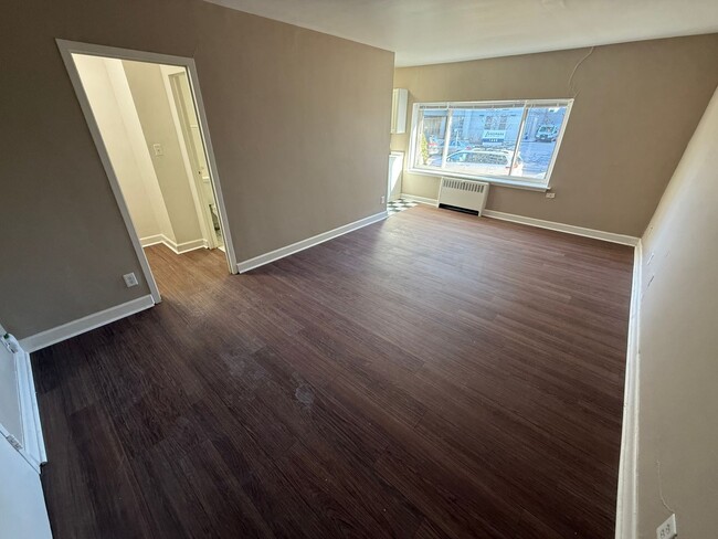Interior Photo - Sixteen53 Prospect Avenue