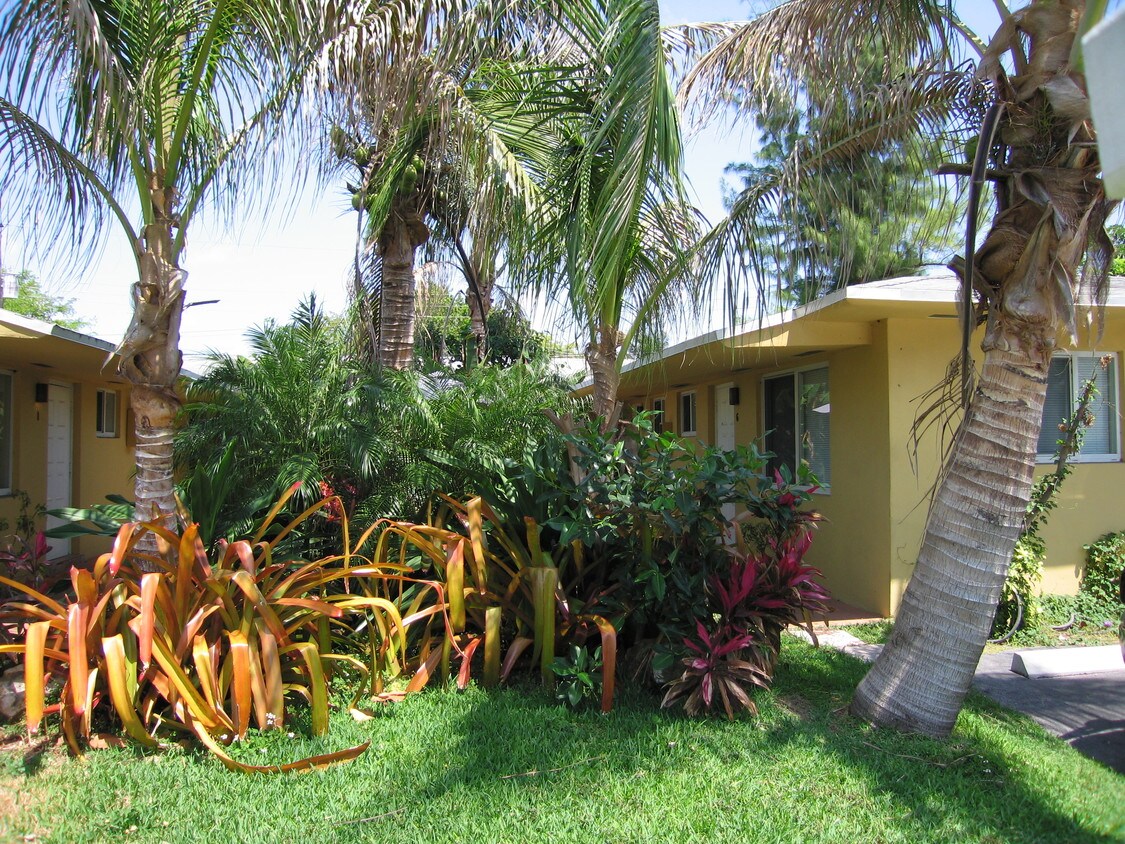 Primary Photo - 817 SW 29th St