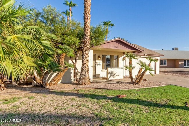 Building Photo - 2361 E Riviera Dr