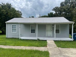Building Photo - 93 Nunnally Ave