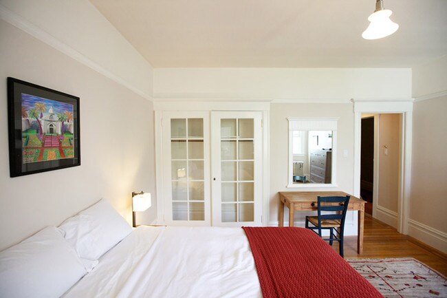 Foto del edificio - 2558 Clay St