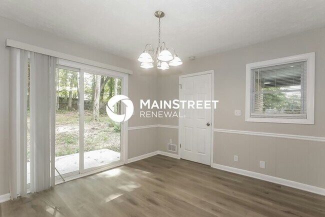 Building Photo - 3 Bedroom Pet-Friendly Home in Stone Mount...