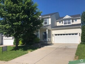 Building Photo - 13915 Kelly Dr