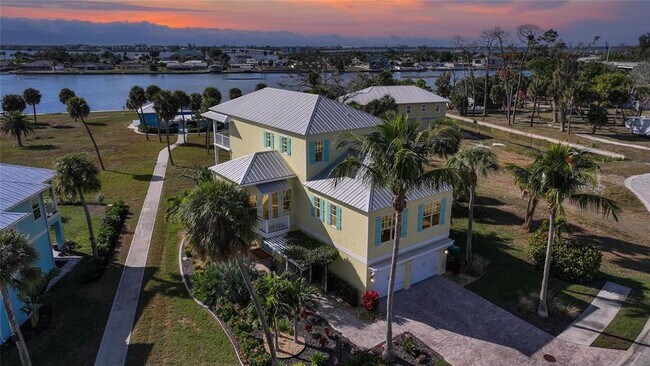 Foto del edificio - 6751 Portside Ln