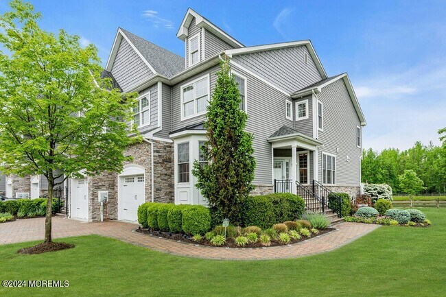 Foto del edificio - 47 Mccormick Avenue North