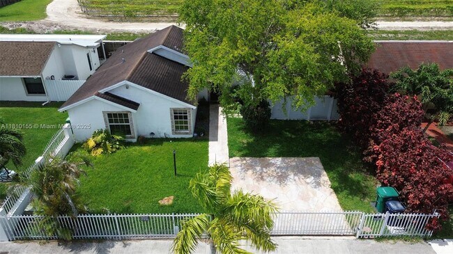 Building Photo - 12618 SW 211th Terrace
