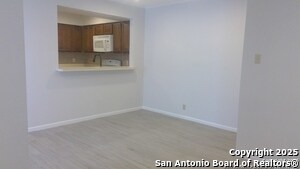 Foto del edificio - 7738 Chambers Rd