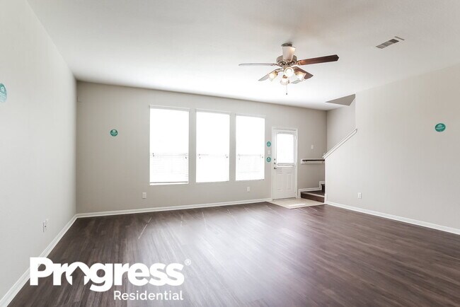 Foto del edificio - 17914 Seco Creek Ln