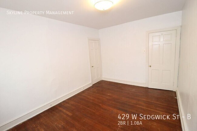 Foto del edificio - 429 W Sedgwick St