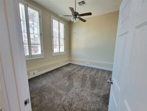 Building Photo - 2315 Harborside Dr