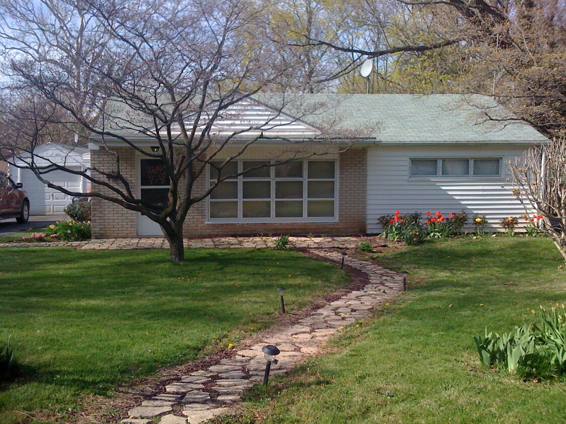 21 Valley Rd, Plymouth Meeting, PA 19462 House Rental in Plymouth