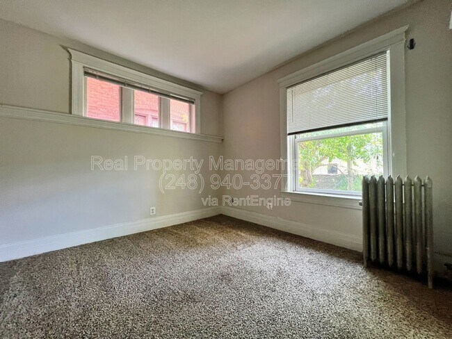 Foto del edificio - 4425 John R St