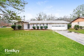 Building Photo - 1592 Envoy Pl