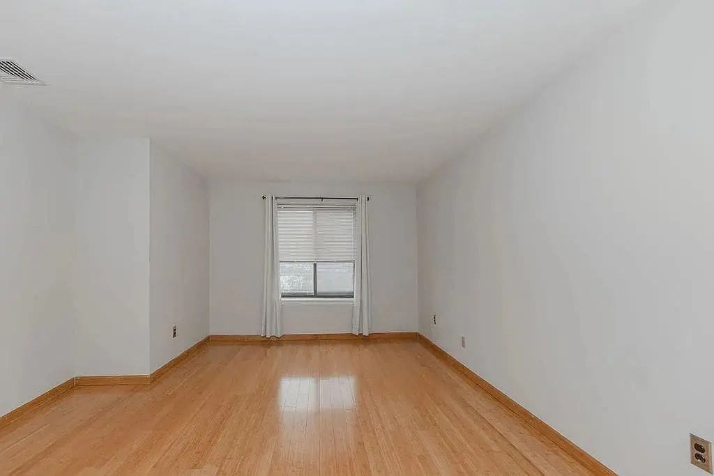 Primary Photo - North Bergen