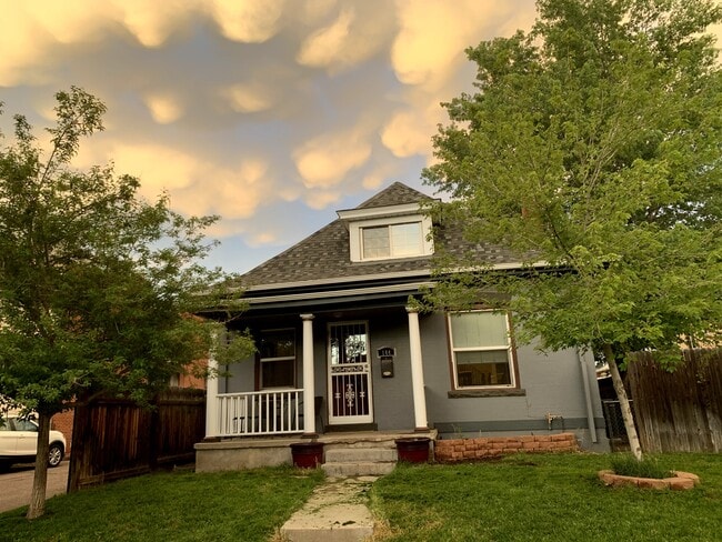 Photo - 144 S Emerson St House
