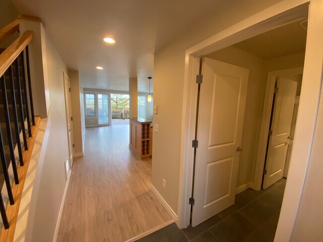 Foto del edificio - 14625 NE 145th St