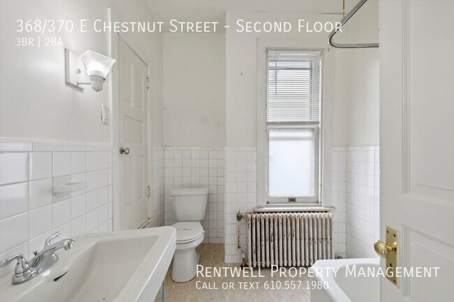 Foto del edificio - 3BR 1BA 2nd Floor Apartment, Coatesville A...