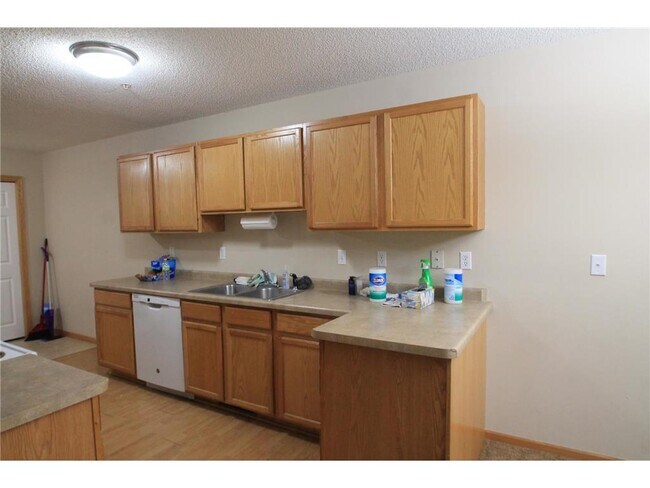 Foto del edificio - 14975 Pinto Ln