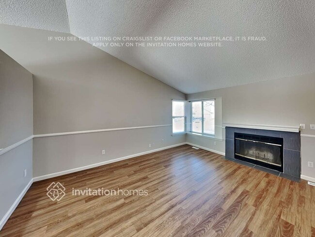 Building Photo - 4861 S Dunkirk Way
