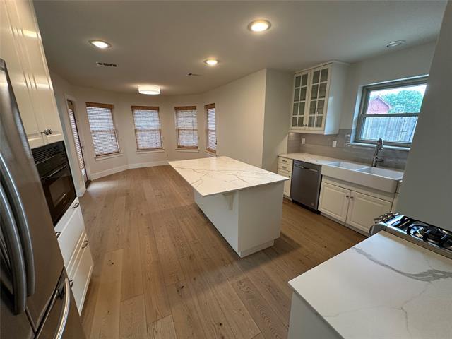 Building Photo - 624 Dove Hill Cir