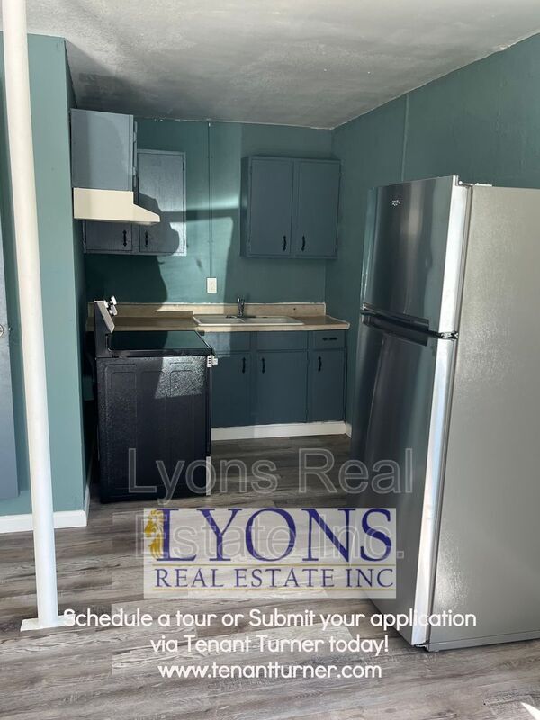 Foto del edificio - 917 Pineknot Rd