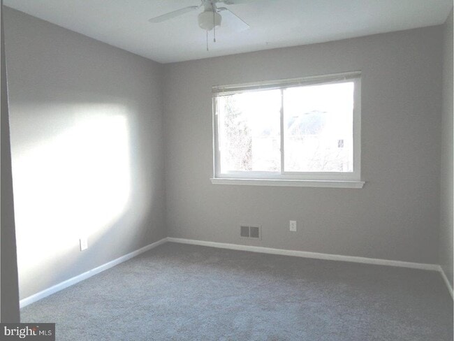 Building Photo - 101 Greenridge Cir