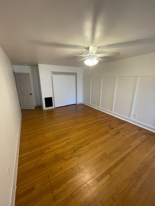 Foto del edificio - 1600 E 29th St