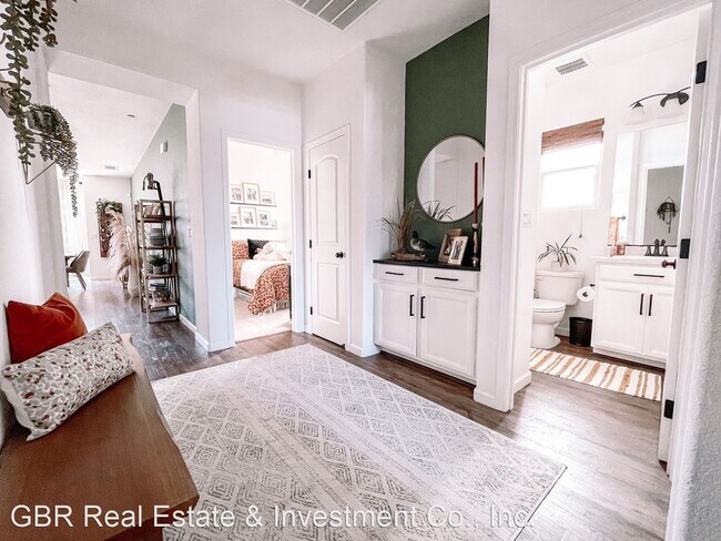 Building Photo - 3 br, 2 bath House - 9201 Hourglass Circle