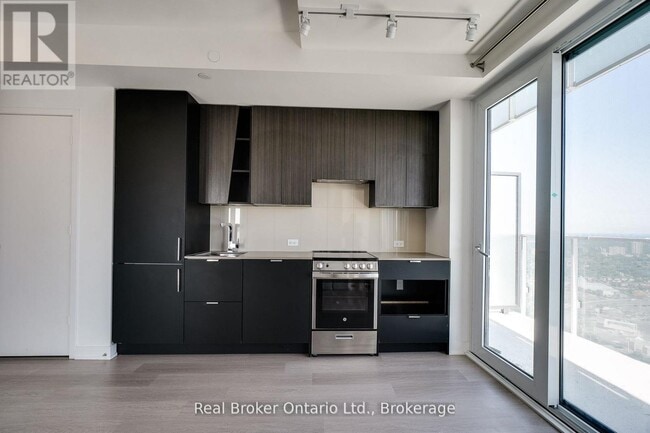 Building Photo - 3883 Quartz Rd