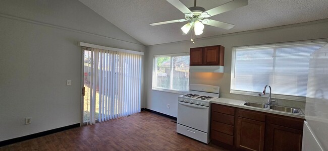 Foto del edificio - House for Rent in Florissant