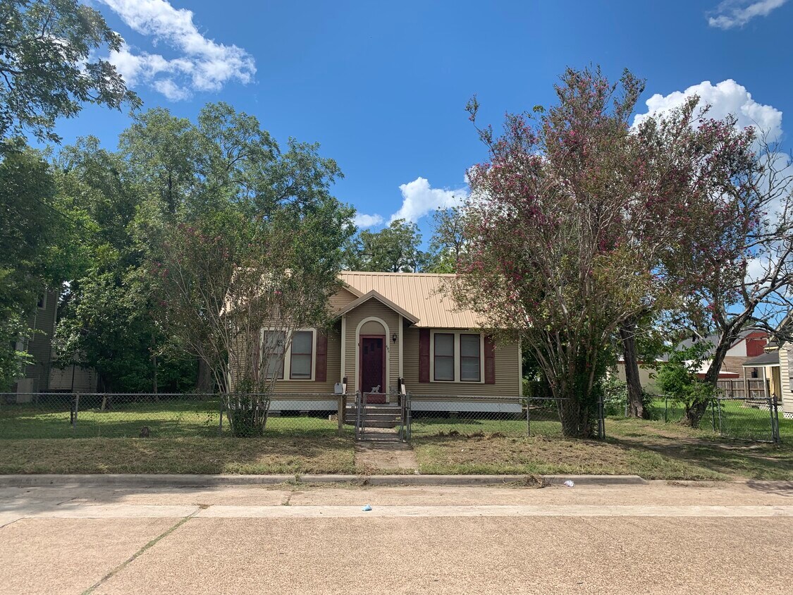 605 S Depot St, Victoria, TX 77901 House Rental in Victoria, TX