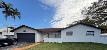 Building Photo - 11041 SW 140th Ave