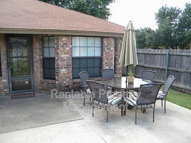 Foto del edificio - 9001 Wessex Ct