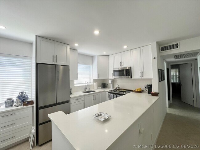 Foto del edificio - 548 Durham Cir