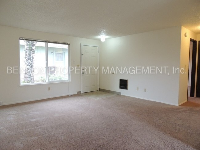 Foto del edificio - 3073 NE Cleveland Ave