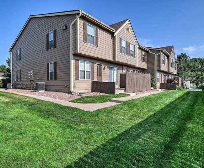 Building Photo - 4226 Hunting Meadows Cir