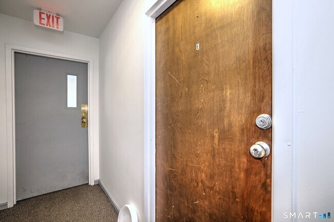 Foto del edificio - 14 Cherry St