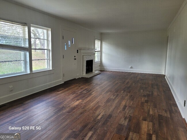 Foto del edificio - 91 Hearn Rd