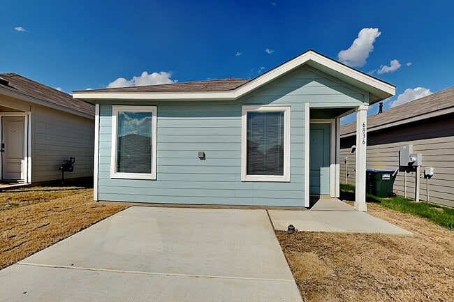 Building Photo - 6836 Chert Chase