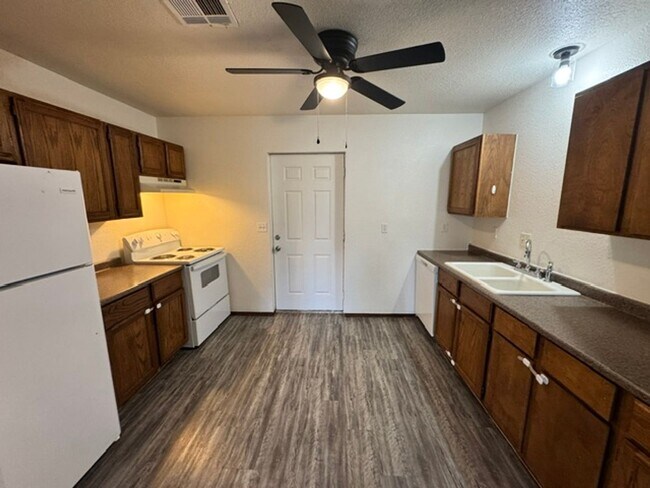 Foto del edificio - 721 SW 13th St