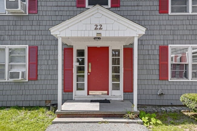 Building Photo - 22 SW Cutoff