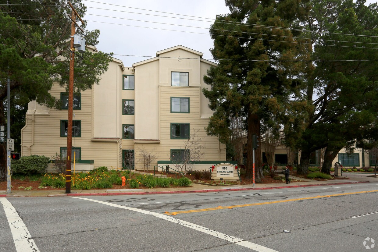 Foto principal - Sterling Court