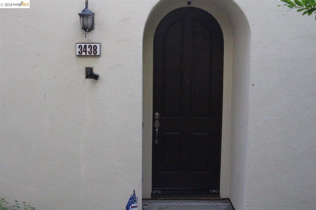Foto del edificio - 3438 Browntail Way