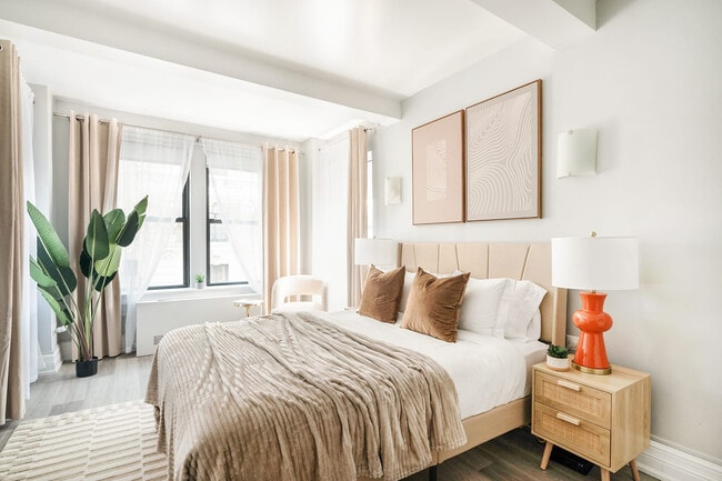 Foto del edificio - 240 W 73rd St