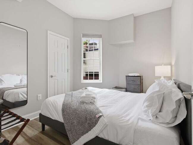Foto del edificio - 133 7th St SE